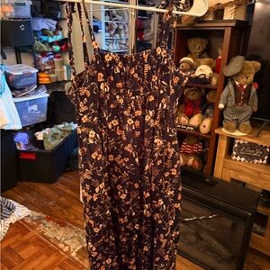 Old Navy Floral spaghetti strap with flowers dress size medium
